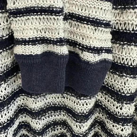 Free People Judy  Punk Loose Knit Oversized Striped Boho Sweater Navy Women's XS - Picture 11 of 11